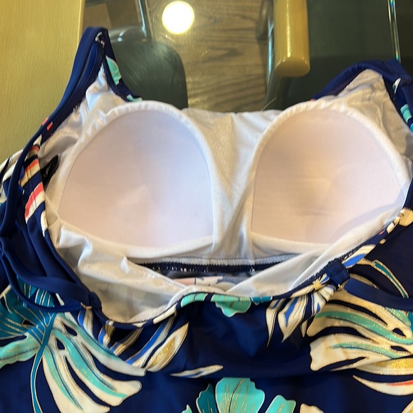 Maxine of HOLLYWOOD Tankini Bathing Suit - Picture 8 of 14